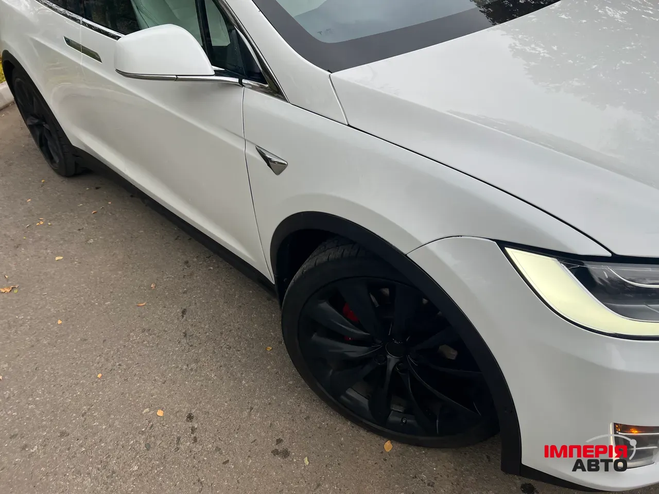 Tesla Model X - фото 4