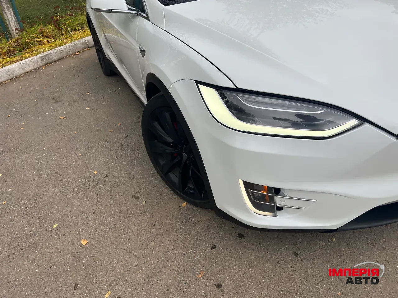 Tesla Model X - фото 5