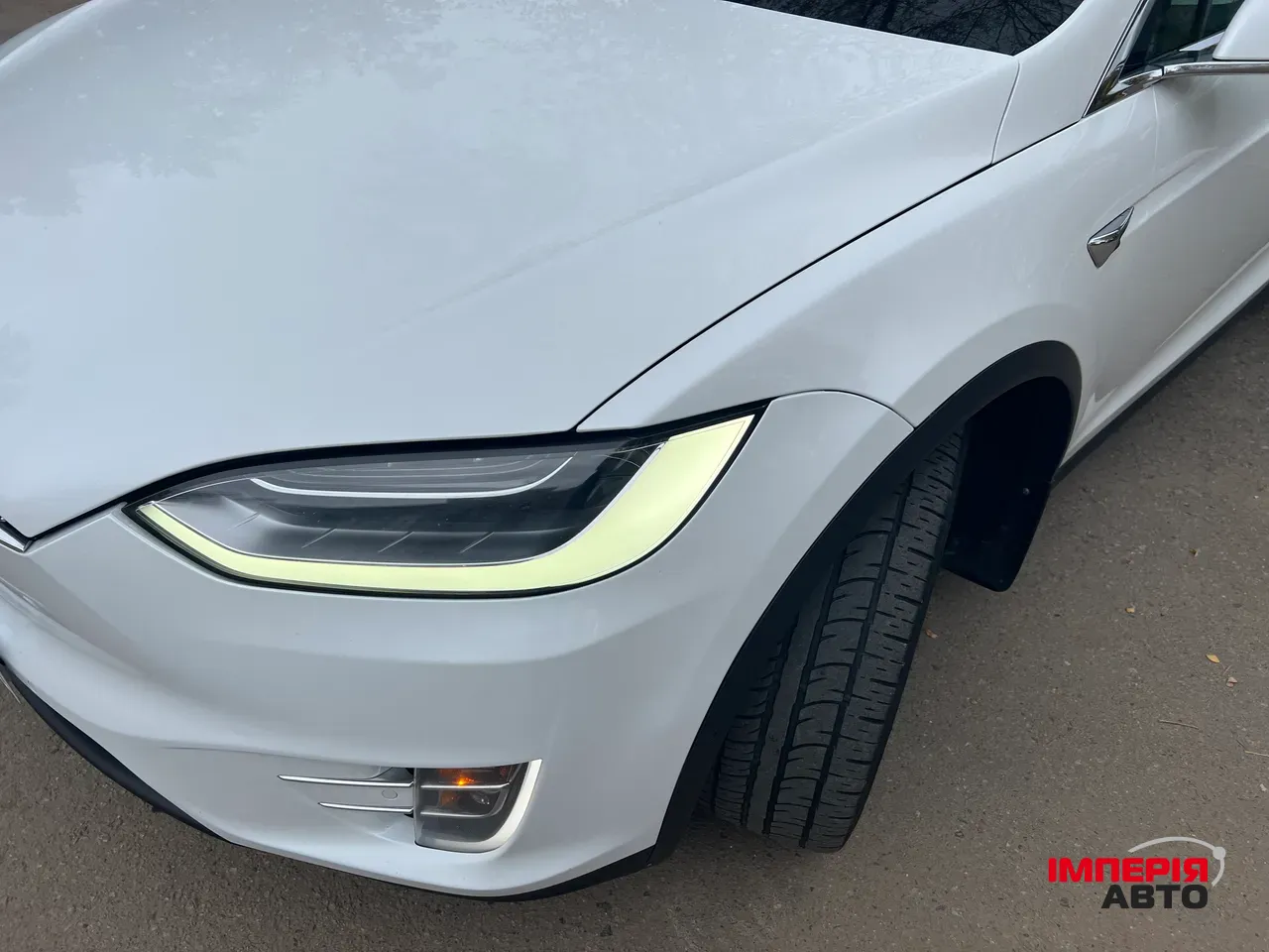 Tesla Model X - фото 3