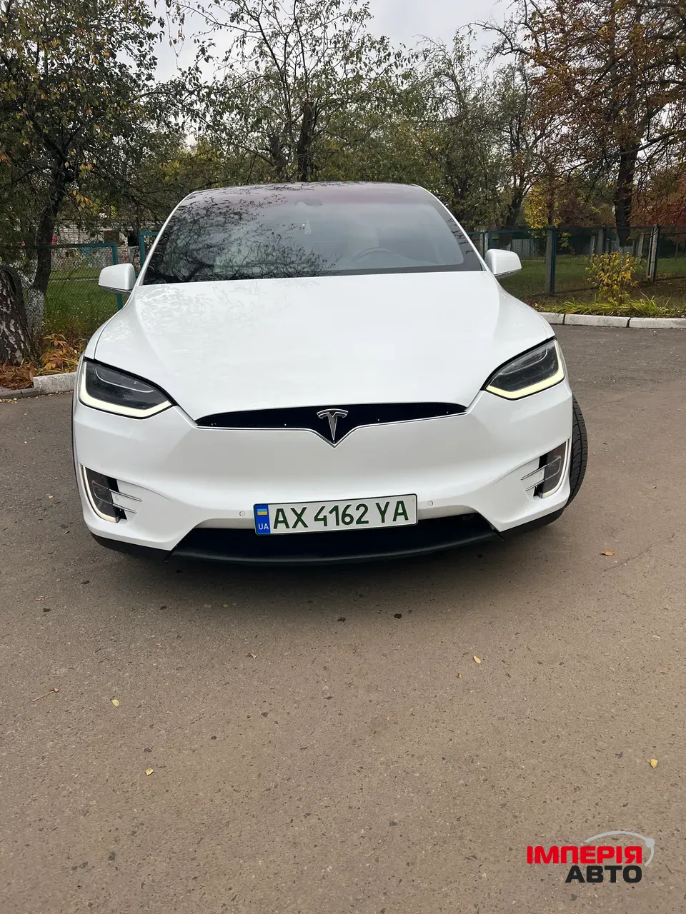 Tesla Model X - фото 11
