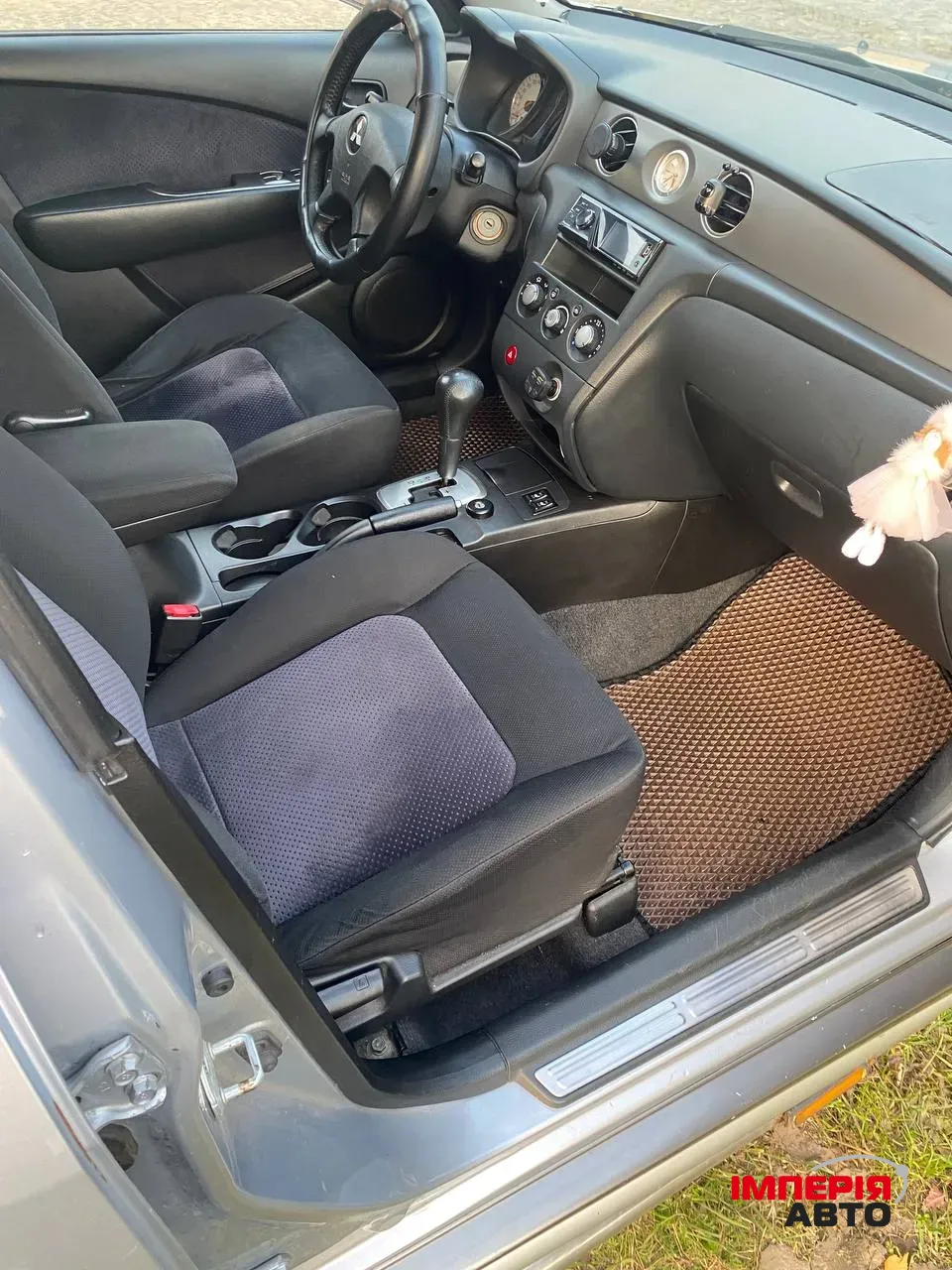 Mitsubishi Outlander - фото 9