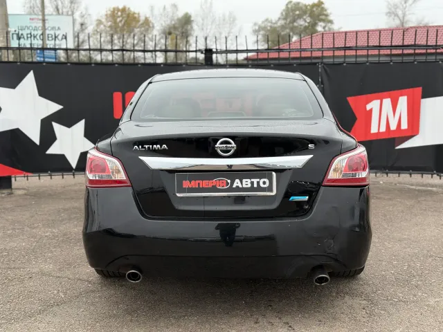 Nissan Altima - фото 3