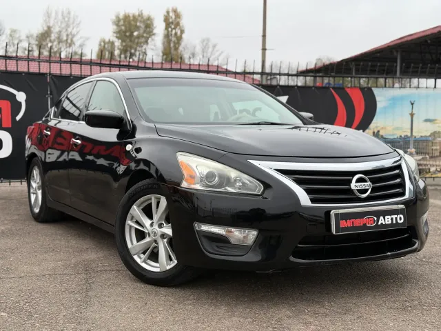Nissan Altima - фото 2