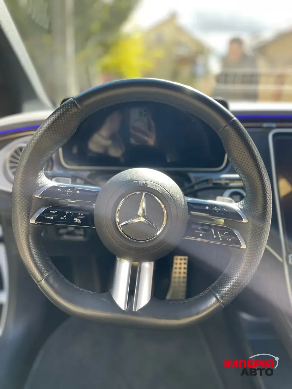 Mercedes-Benz EQE - фото 1