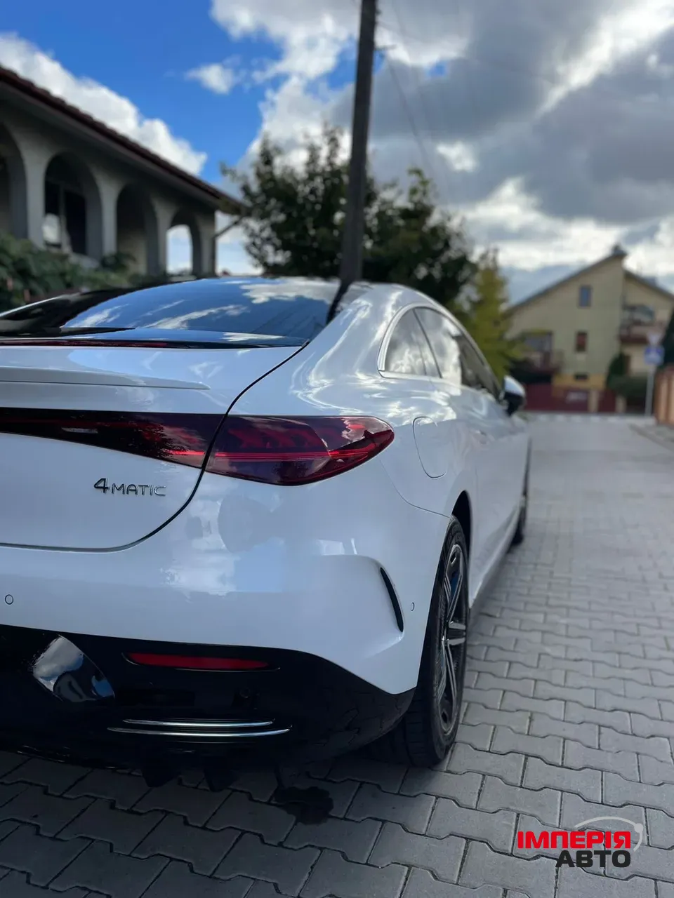 Mercedes-Benz EQE - фото 11