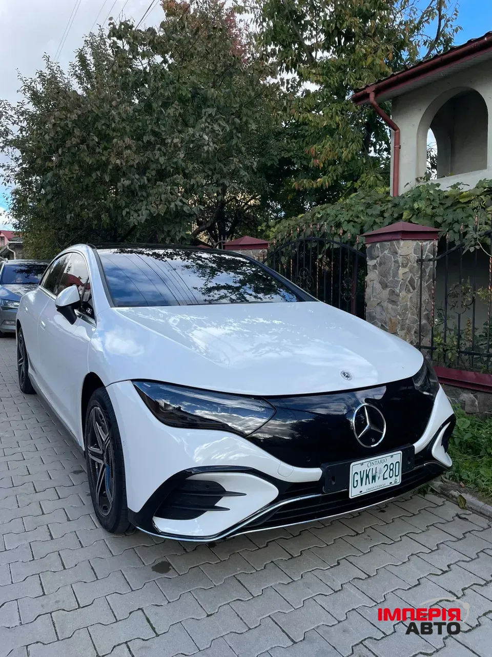 Mercedes-Benz EQE - фото 10