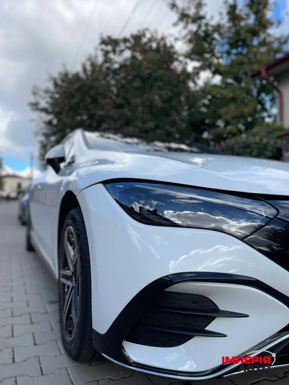 Mercedes-Benz EQE - фото 8