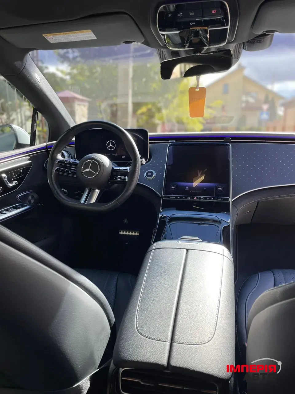 Mercedes-Benz EQE - фото 4