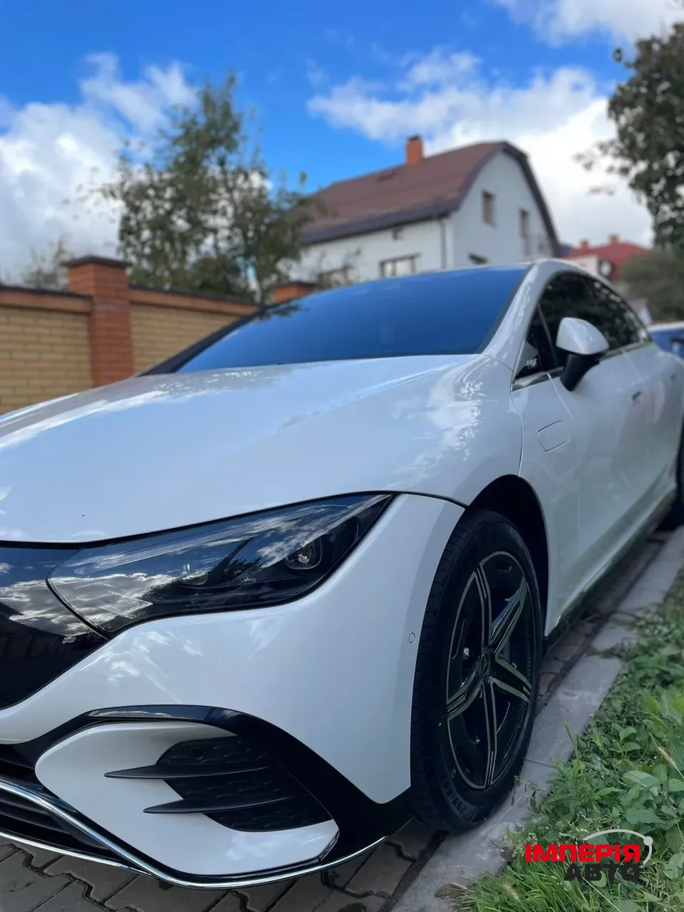 Mercedes-Benz EQE - фото 6