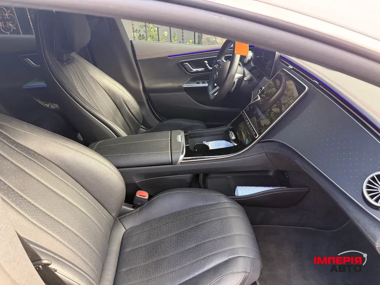 Mercedes-Benz EQE - фото 18