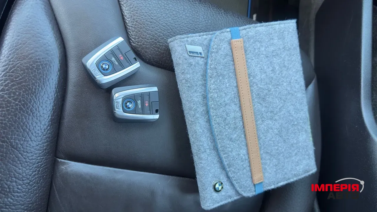 BMW i3 - фото 42