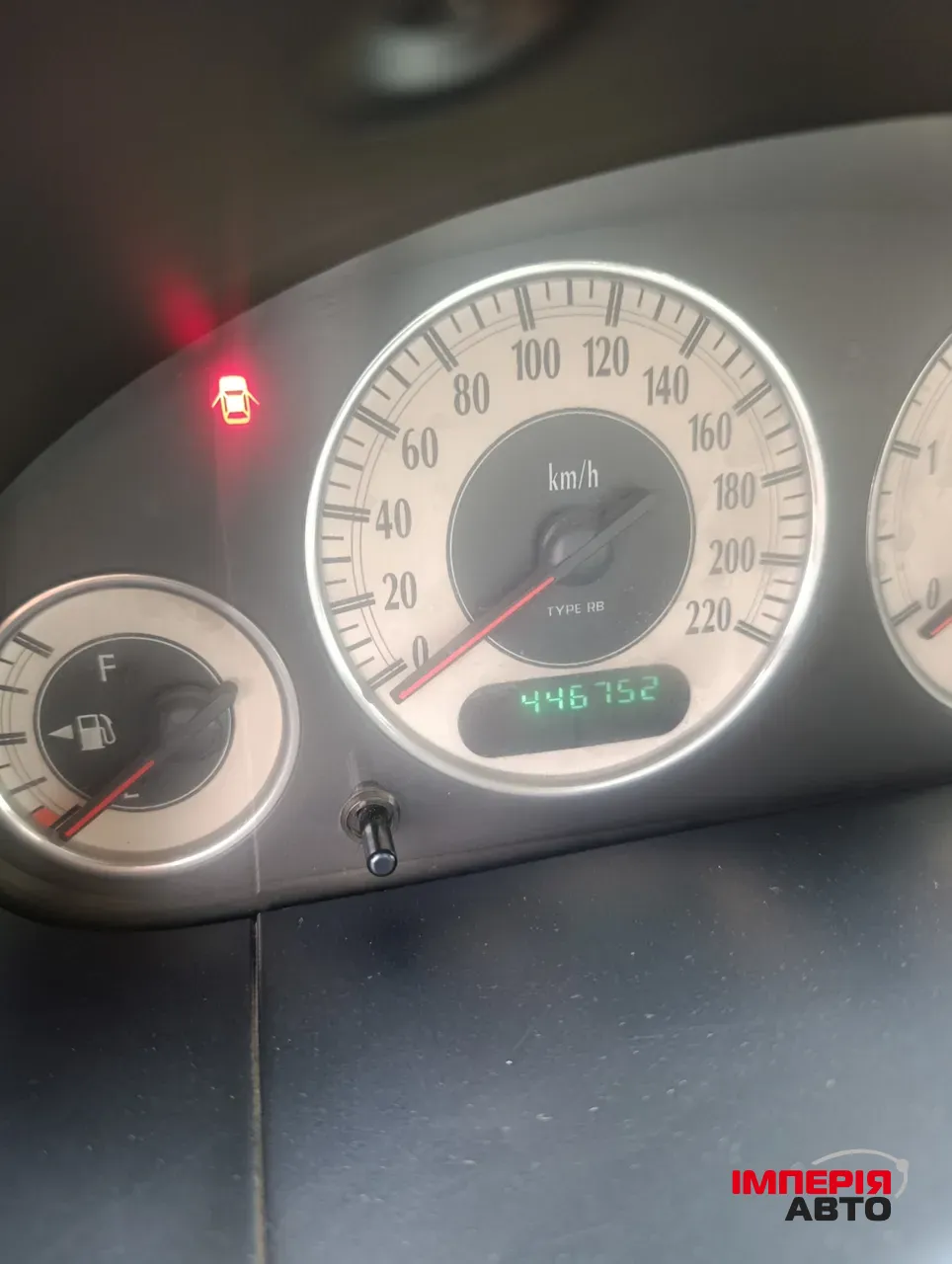 Chrysler Voyager - фото 12