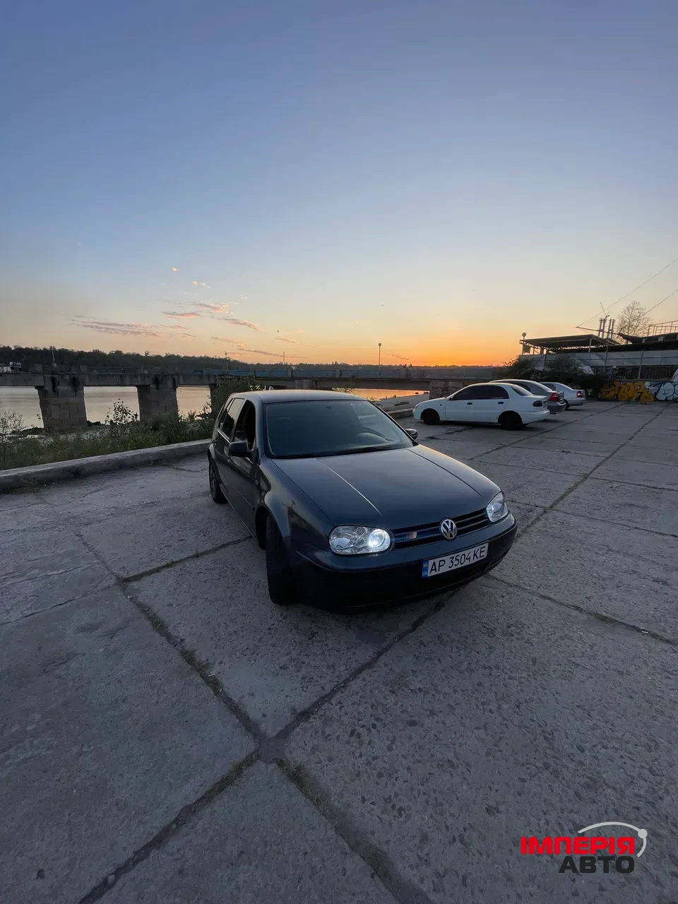 Volkswagen Golf - фото 8