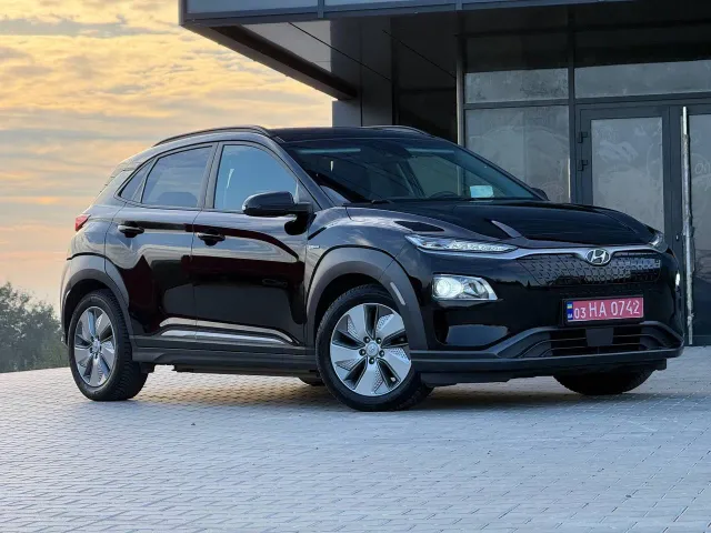 Hyundai Kona - фото 1