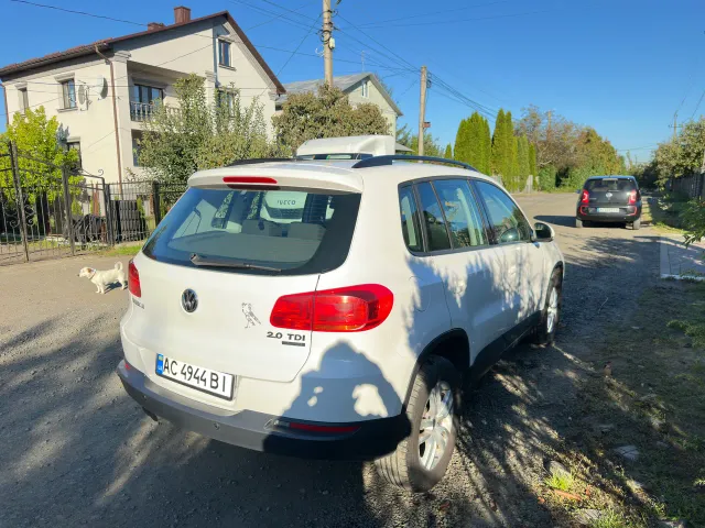 Volkswagen Tiguan - фото 4