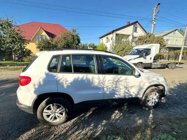 Volkswagen Tiguan - фото 3