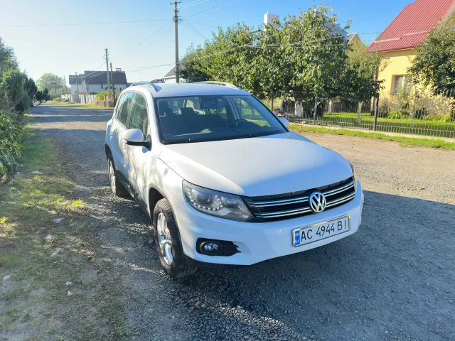 Volkswagen Tiguan - фото 1
