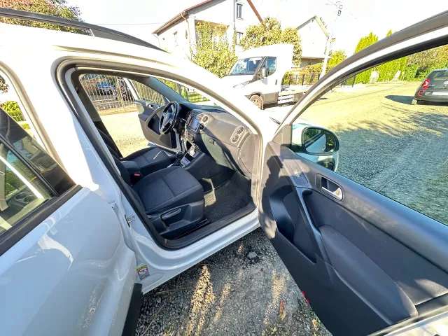 Volkswagen Tiguan - фото 5