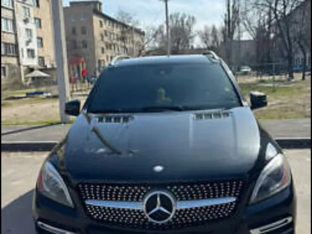 Mercedes-Benz M-Класс - фото 1
