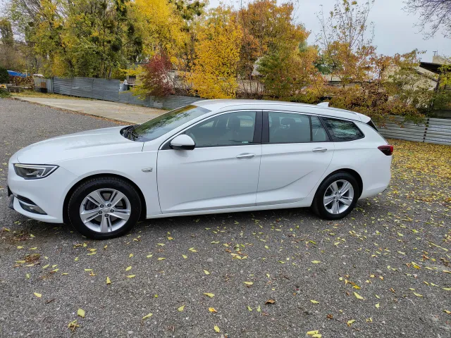 Opel Insignia - фото 2