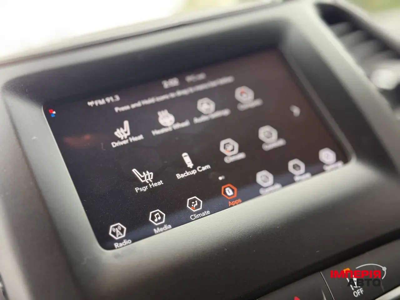 Jeep Cherokee - фото 2