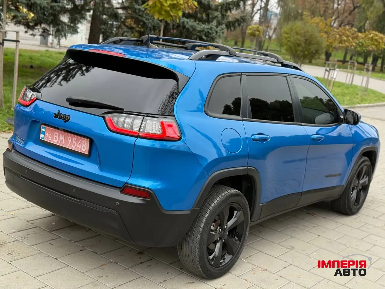 Jeep Cherokee - фото 28