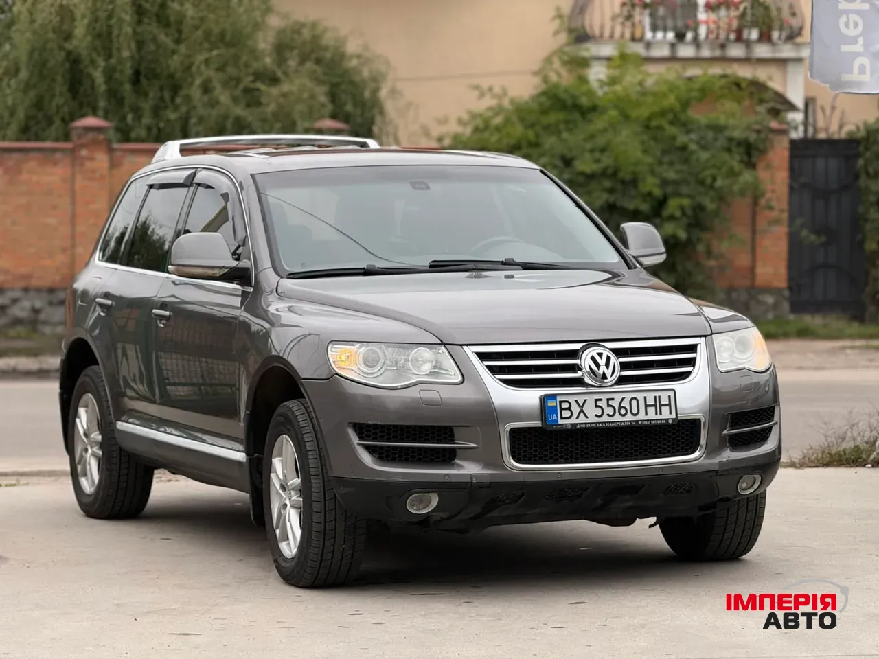 Volkswagen Touareg - фото 5