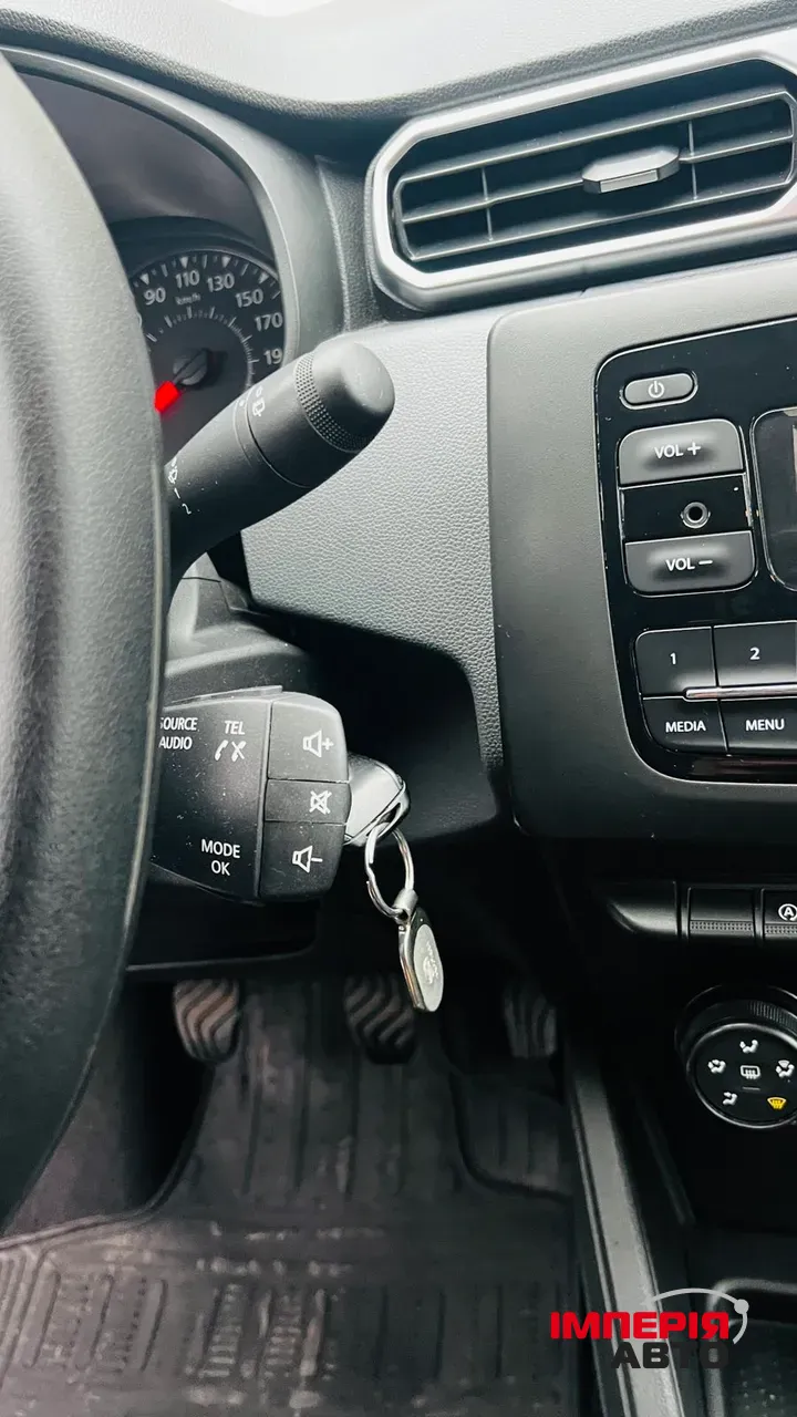 Renault Duster - фото 50