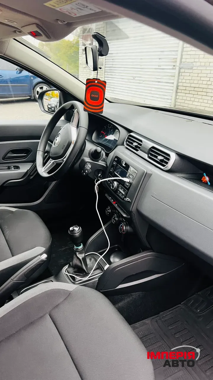 Renault Duster - фото 40