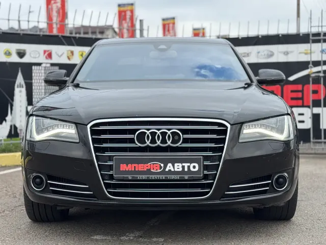 Audi A8 - фото 4