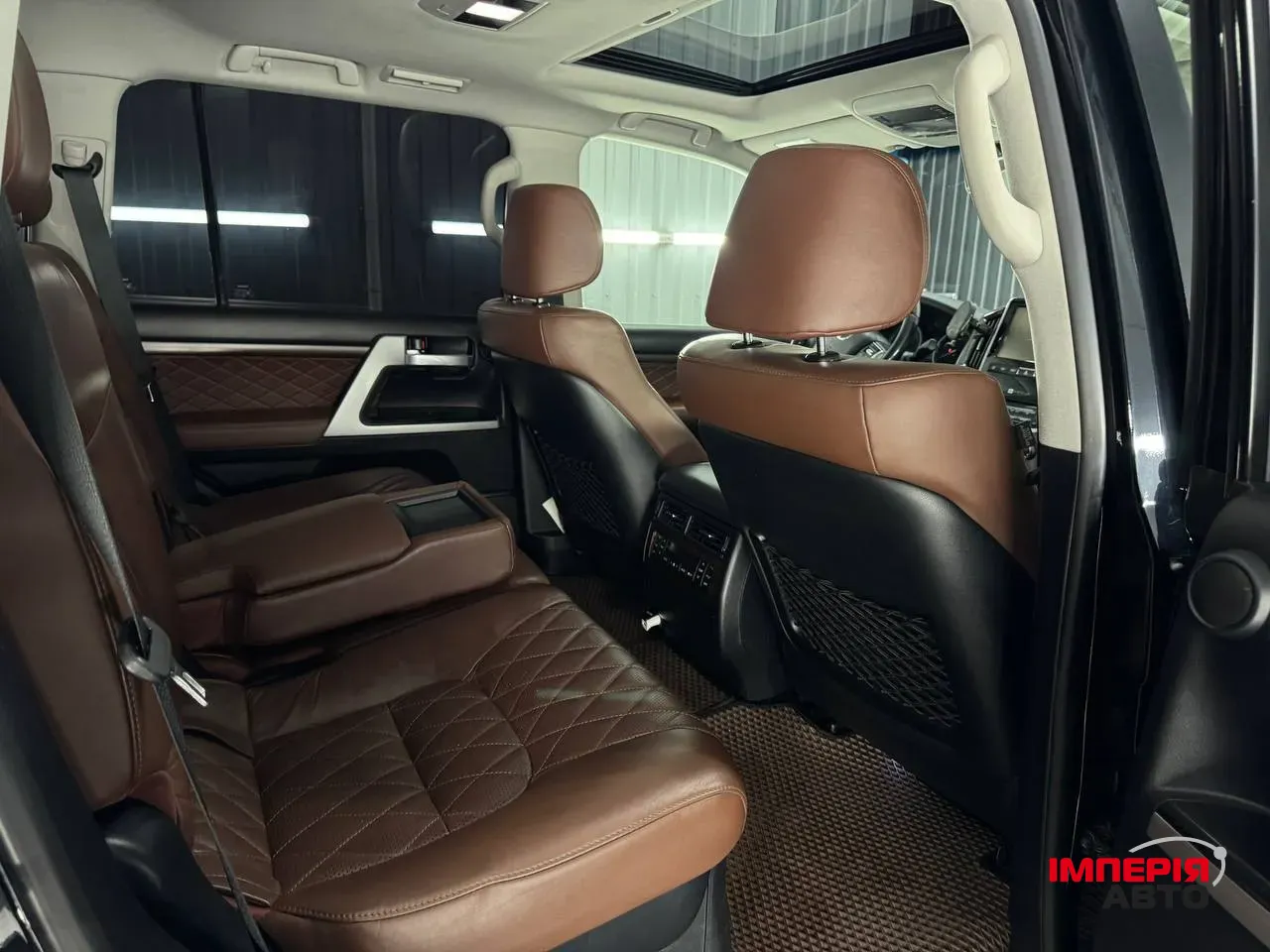 Toyota Land Cruiser - фото 6