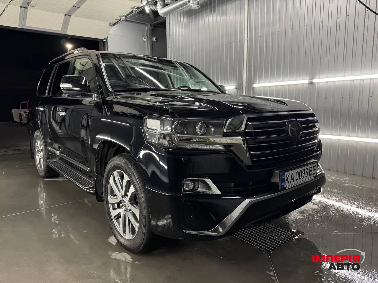 Toyota Land Cruiser - фото 1