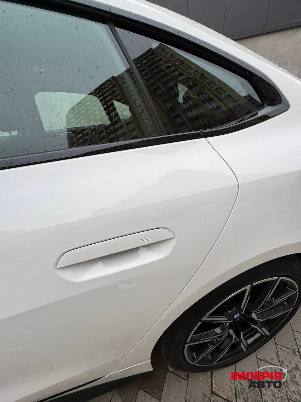 BMW i4 - фото 10