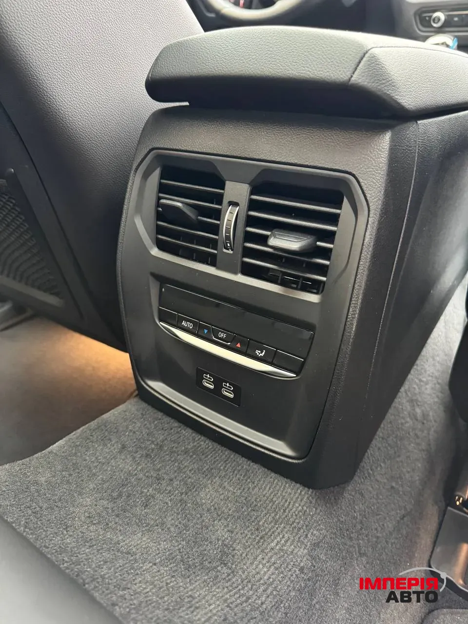 BMW i4 - фото 19