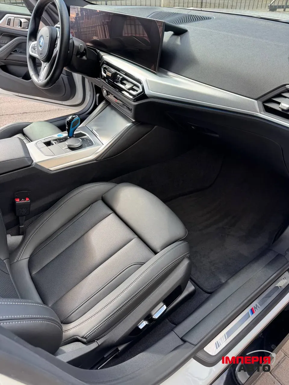 BMW i4 - фото 13