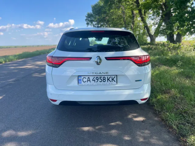 Renault Megane - фото 4