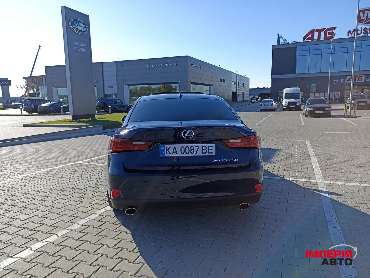 Lexus IS - фото 7