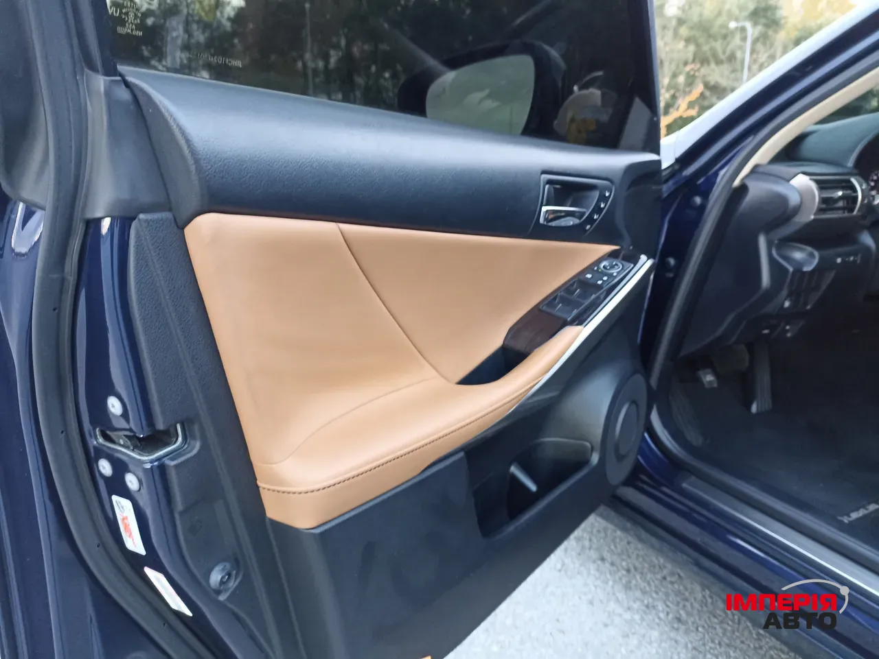 Lexus IS - фото 21