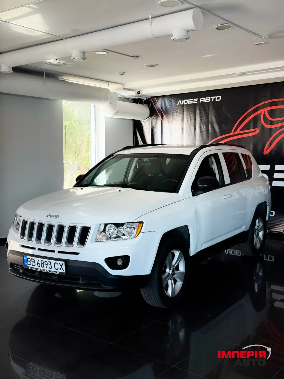 Jeep Compass - фото 1