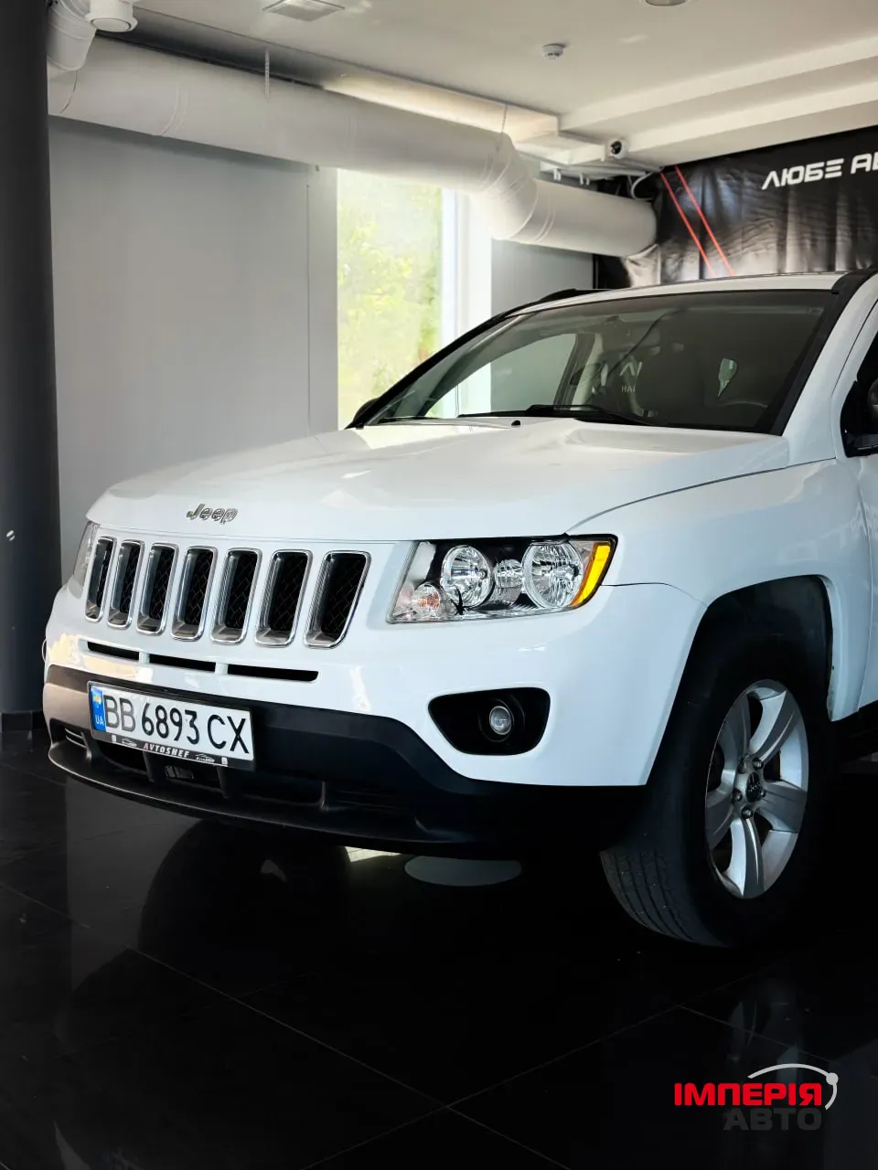 Jeep Compass - фото 2