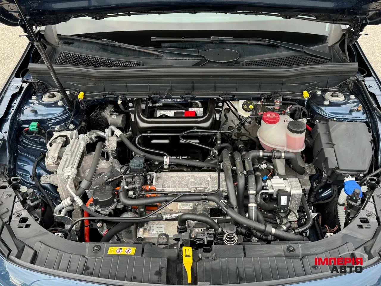 Mercedes-Benz EQB - фото 13