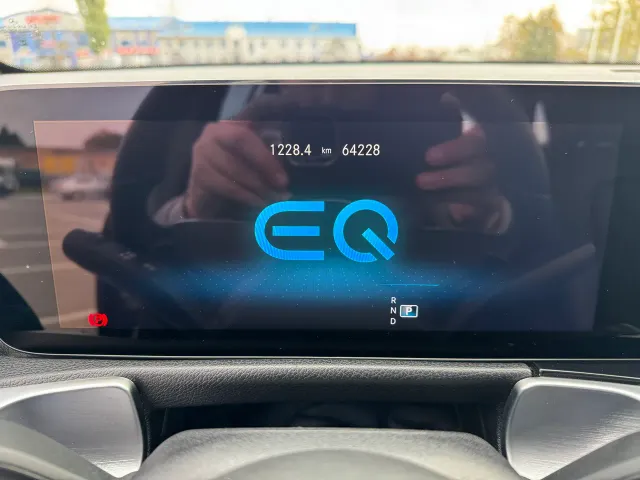 Mercedes-Benz EQB - фото 5