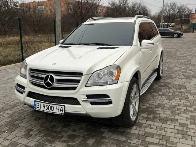 Mercedes-Benz GL-Класс - фото 1