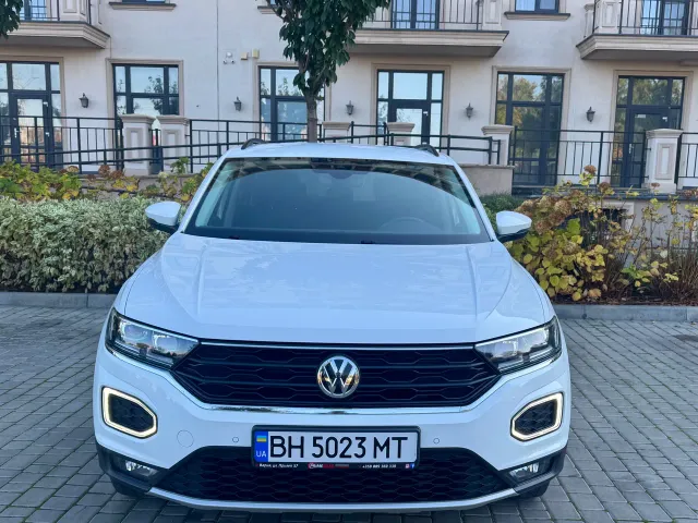 Volkswagen T-Roc - фото 2