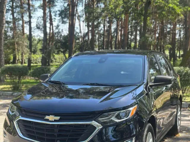 Chevrolet Equinox - фото 1