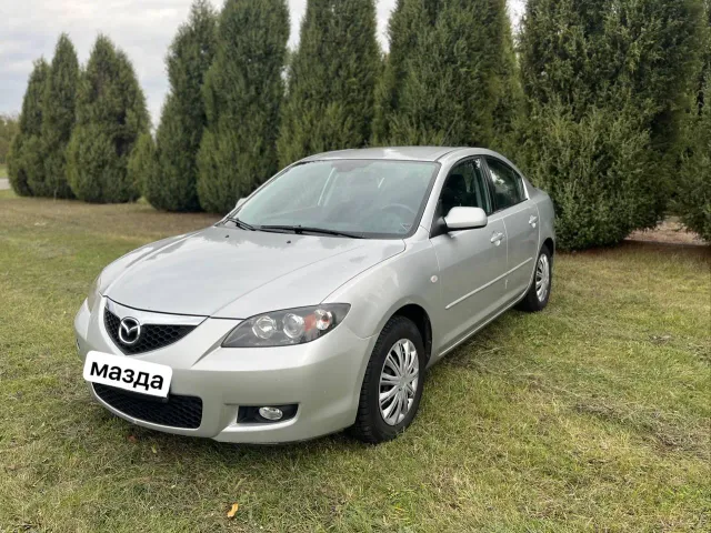 Mazda 3 - фото 1