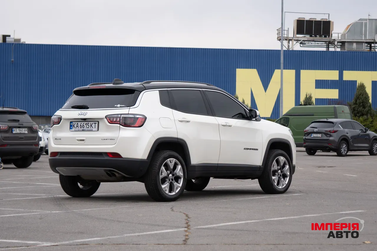 Jeep Compass - фото 9