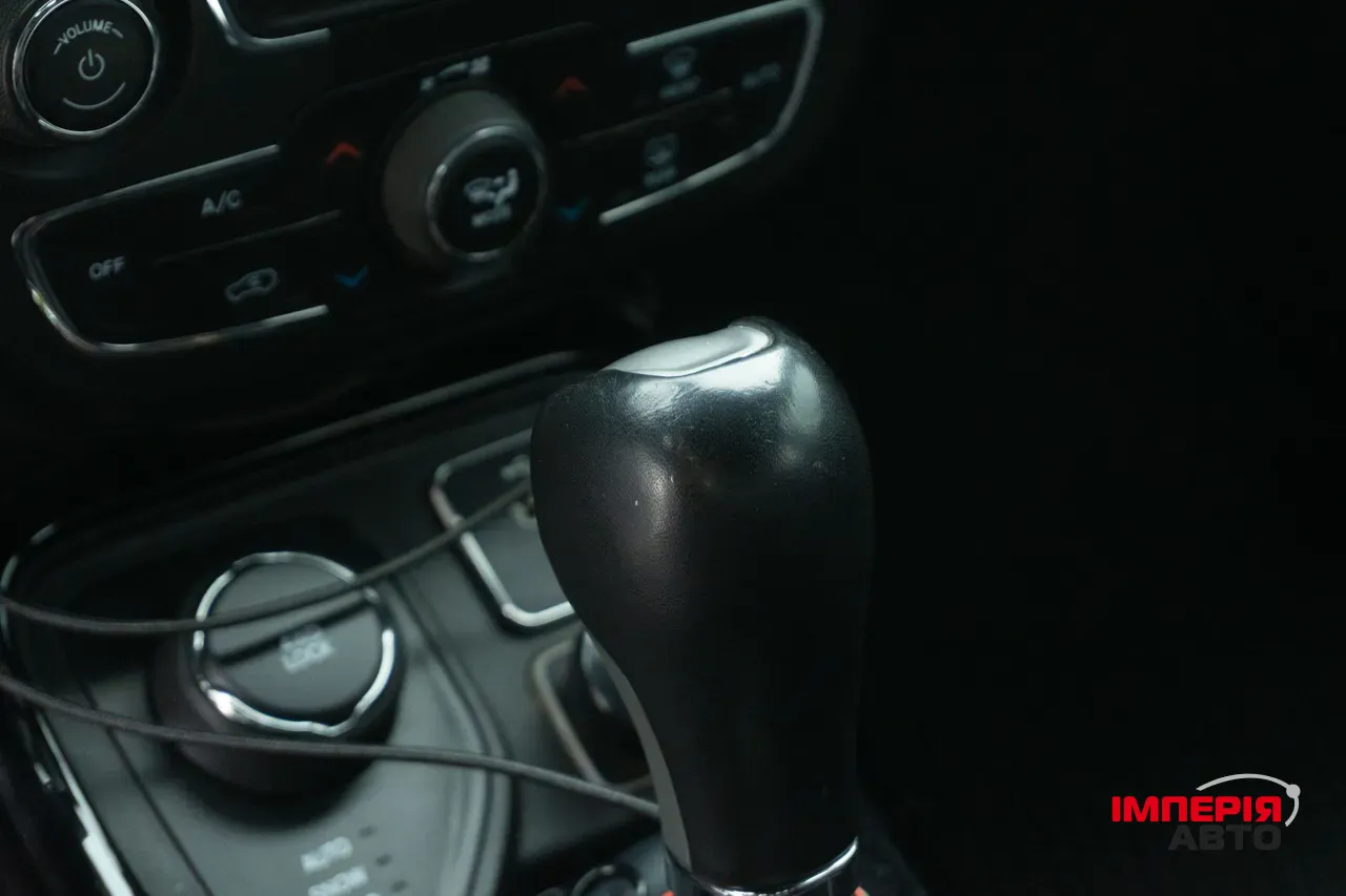 Jeep Compass - фото 34