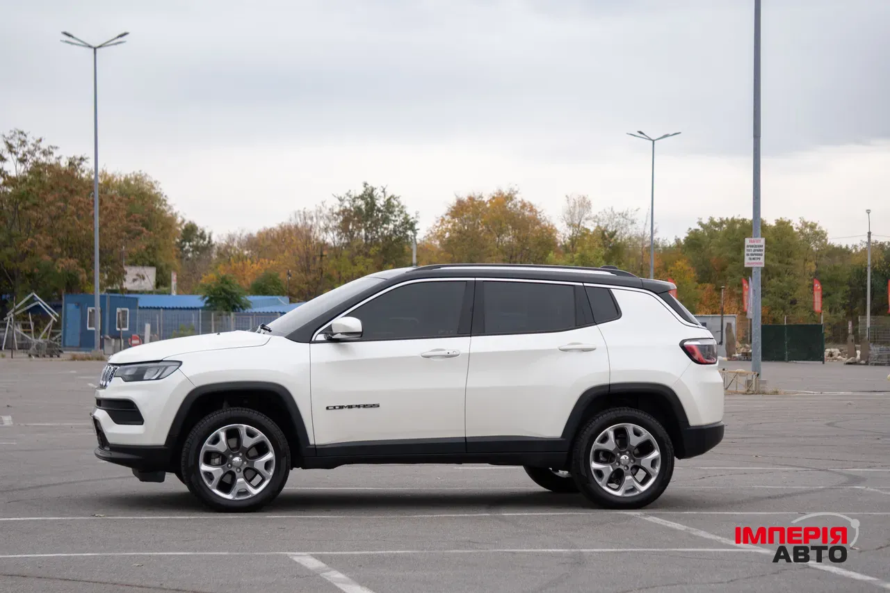 Jeep Compass - фото 2