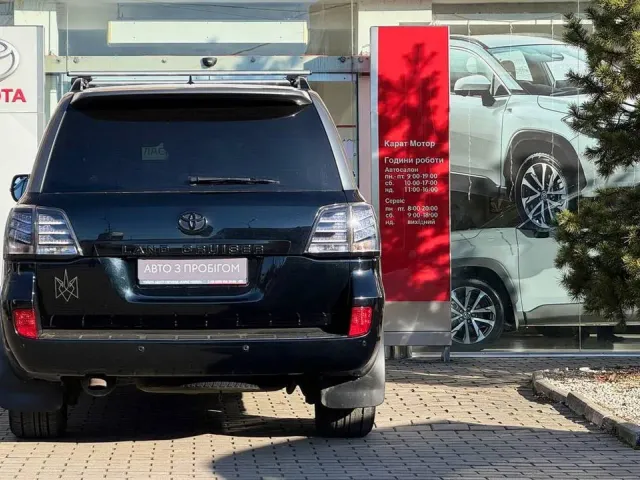 Toyota Land Cruiser - фото 5